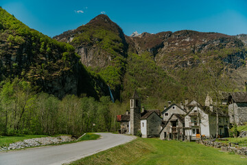 Miasto w górach © Katarzyna