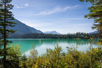 Naklejka premium emerald lake yoho national park