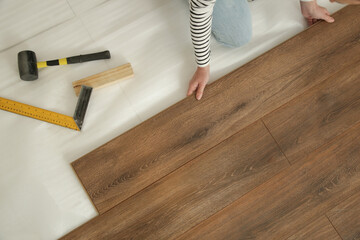 Step by step of laminate flooring installation	