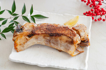 マグロのかま　塩焼き