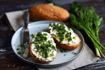 Healthy Buns with Cream Cheese and Herbs