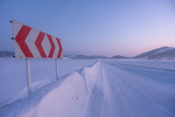 北海道の冬の道