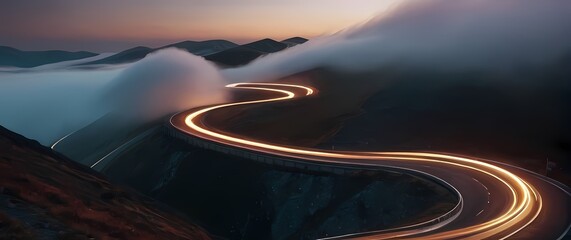 Obraz premium Winding roads decorated with seasonal artistry inviting roadside stops