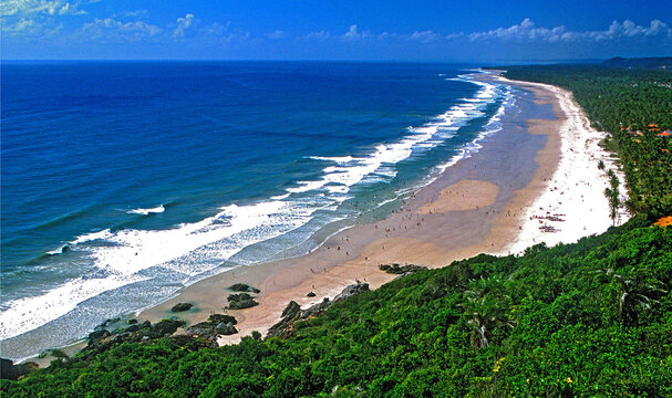 Praia em Ilh&eacute;us, Bahia.
