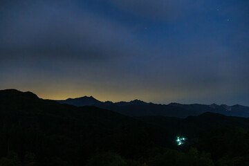 後立山連峰の夜明け