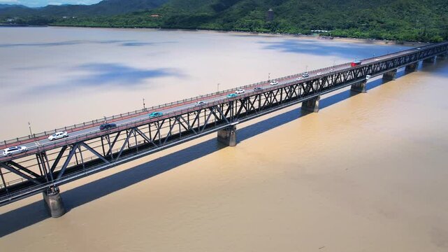 Scenery of the Qiantang River Bridge, Hangzhou, China