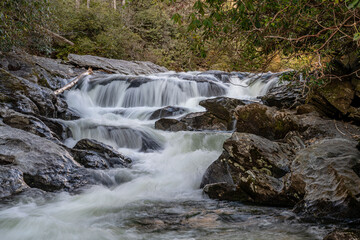 Fototapeta premium waterfall near highlands, nc