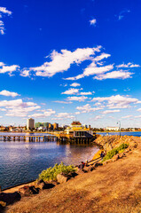 Naklejka premium St Kilda Pier Kiosk From Sea End