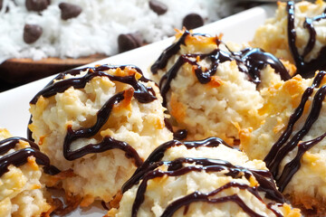  Making coconut macaroons with chocolate drizzle, an easy dessert that makes a great treat. Quick easy coconut dessert.