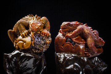 Jade and agate crafts beautifully carved using traditional techniques