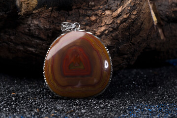 Jade and agate crafts beautifully carved using traditional techniques