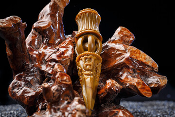 Jade and agate crafts beautifully carved using traditional techniques