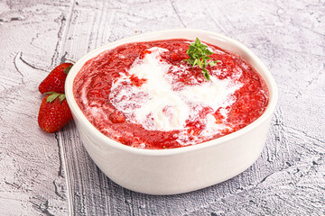 Strawberry soup with strachatella cheese