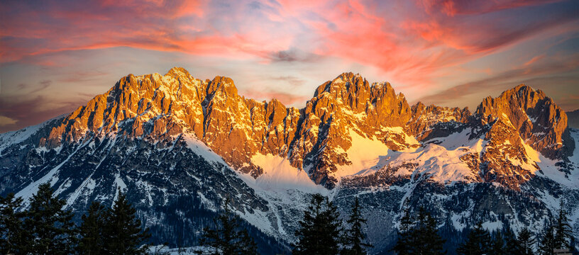 Panorama Alpenglow at the Wilder Kaiser Astbergsee, Going, Tyrol, Austria in the Morning
