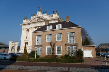 Obraz premium Religious heritage in Oudenbosch showcases stunning architecture and cultural history in serene surroundings