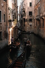 gondola © AlinChe