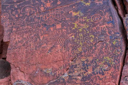 Close-up of petroglyphs on rocks, Crane Petroglyph Heritage Site, Coconino National Forest, Verde Valley, Arizona, USA