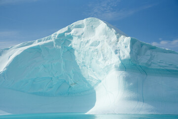 Große Eisberge und Gletscher in Grönland bei Ilulissat in der Diskobucht