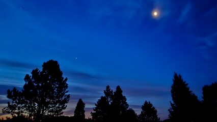 Sunrise in the night.