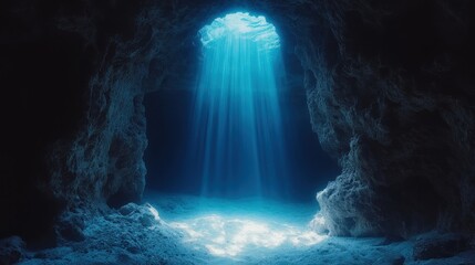 Obraz premium Underwater cave with sunlight beams.