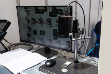 Optic machine for precise measurement of part size and quality evaluation. Smart factory