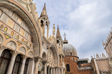 Naklejka premium EMW-20230327-_MW10799.CR3