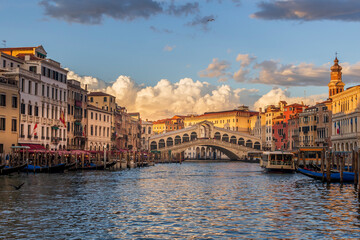 Italy, Venice. Rialto Bridge, the oldest bridge on the Grand Canal.