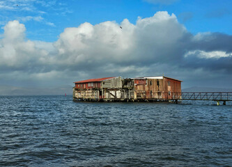 The old dilapidated net shed from the Astoria river-walk.