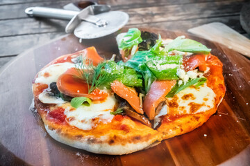 ミックスピザ　Italian delicious food mixture pizza