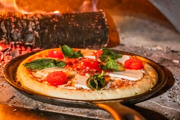 ミックスピザ　Italian delicious food mixture pizza