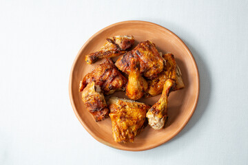 A top down view of pollo asado.