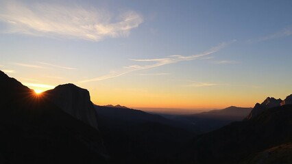 Obraz premium sunset over the mountains