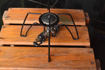 Field stove for camping, this stove is strong and compact