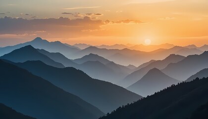 Obraz premium Serene Sunset Mountain Range: A Golden Hour Landscape