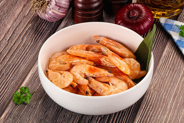 Steamed red prawn with spices