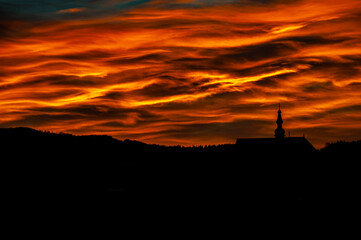 Zach&oacute;d słońca, Stary Sącz, styczeń.
