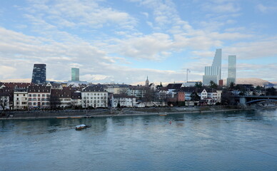 Rheinufer in Kleinbasel im Winter