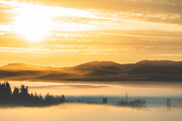 Wschód słońca nad górami © Katarzyna