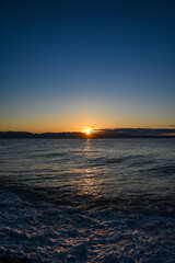 Obraz premium 静岡県の海岸からの初日の出