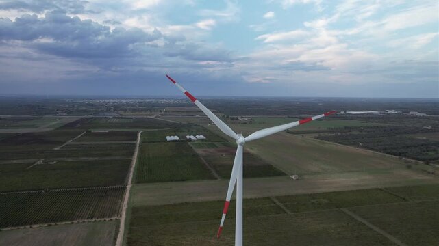 Energia eolica pale al vento