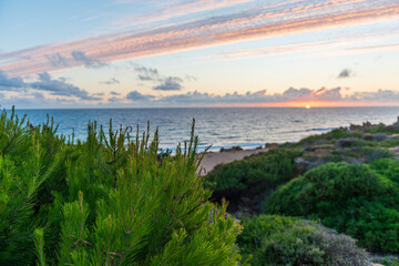 puesta de sol mar cádiz calas de roche conil de la frontera