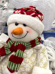 Cheerful snowman decoration brings festive spirit to winter celebrations