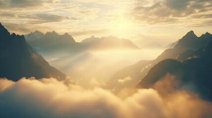 Obraz premium Majestic Mountain Sunrise Through Clouds