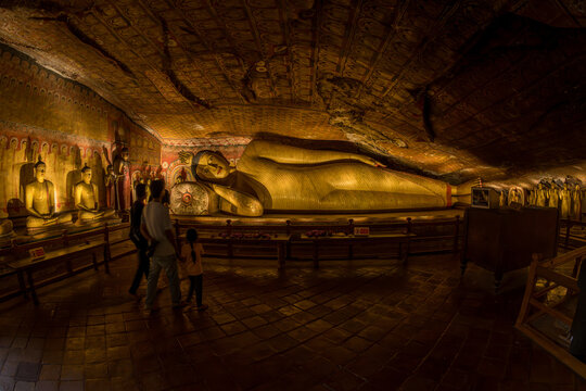 Buddhas in the Dambulla Rock Cave Temple, Sri Lanka