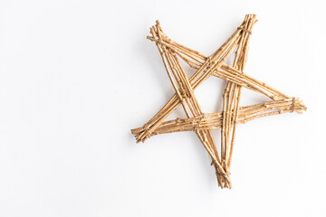 decora&ccedil;&otilde;es douradas e vermelhas, tradi&ccedil;&atilde;o crist&atilde; no natal, luz, brilho, aconchego, tradi&ccedil;&atilde;o, natal
decora&ccedil;&atilde;o de natal