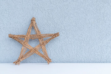 decora&ccedil;&otilde;es douradas e vermelhas, tradi&ccedil;&atilde;o crist&atilde; no natal, luz, brilho, aconchego, tradi&ccedil;&atilde;o, natal
decora&ccedil;&atilde;o de natal