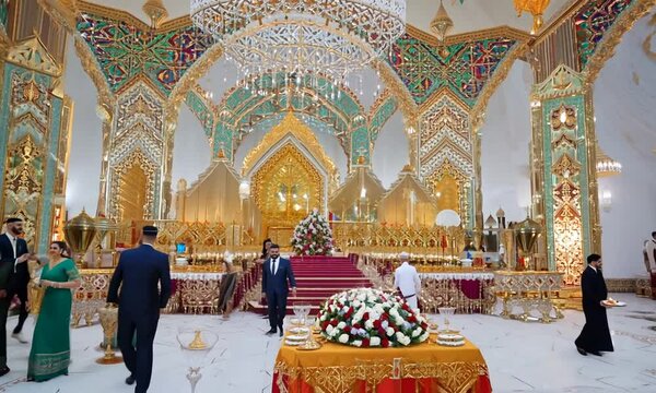 Eid Mubarak colorful luxury Islamic