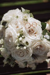 wedding bouquet of roses