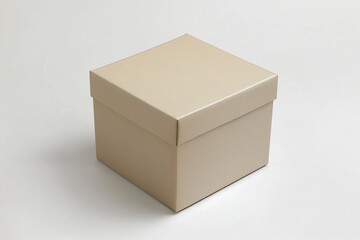 Naklejka premium Top view of a square brown paper box with a lid. Isolated on white background. 
