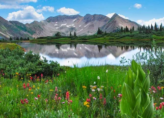 Selbstklebende Fototapeten Taylor Lake in the La Plata Mountains, Durango, CO, USA © Jay